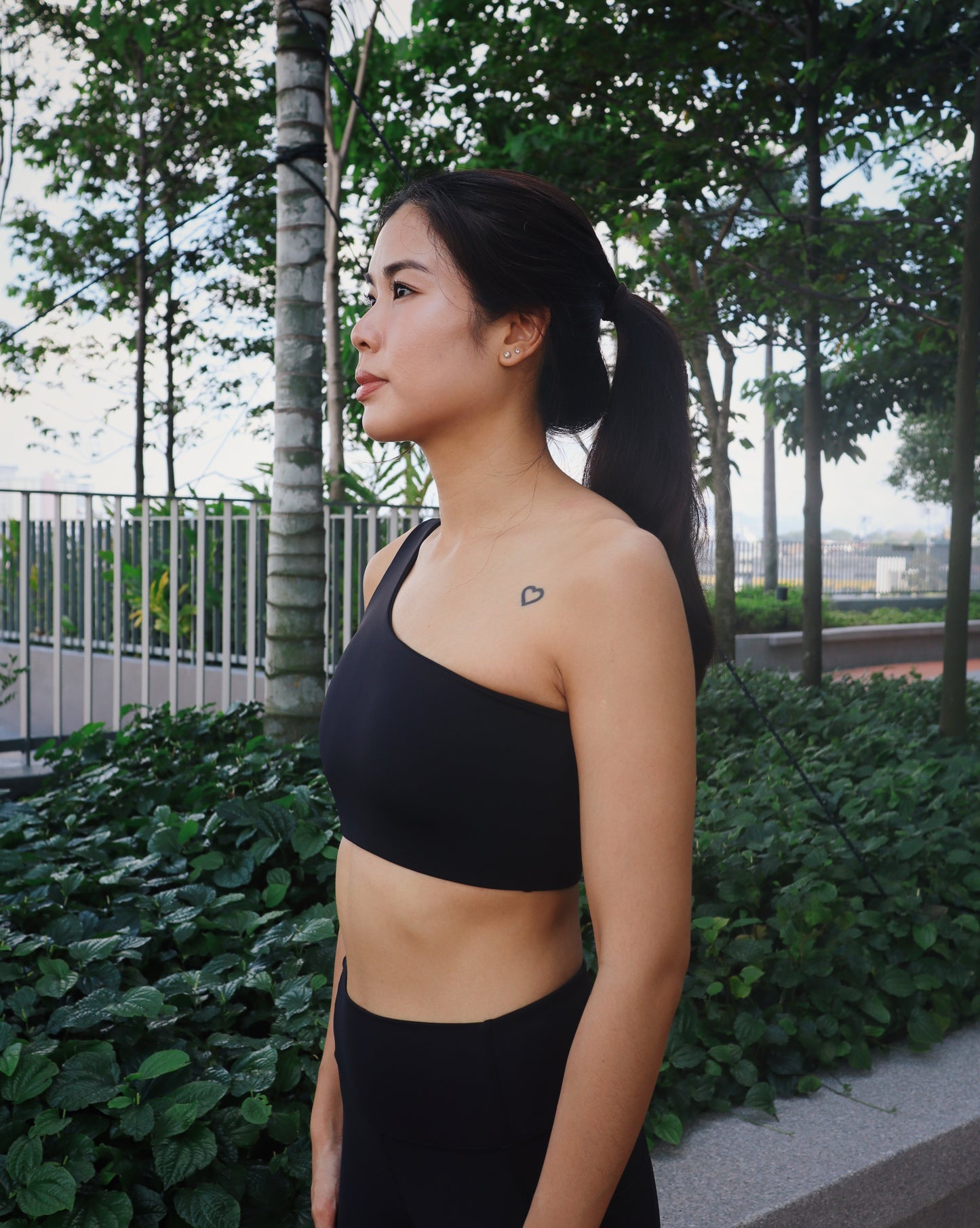 The One-Shoulder Bra - Echo