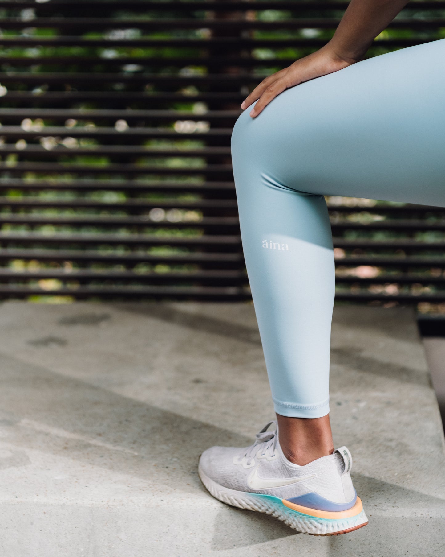 The Criss Cross Leggings - Aqua
